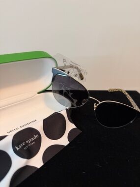 NWOT - kate spade Cat Eyes Sunglasses with Leopard-Print Lining and Black Lenses